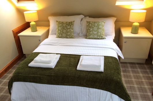 Gamekeepers Cottage, Loch Monzievaird Holiday Lodges, Crieff, Perthshire Double Bedroom